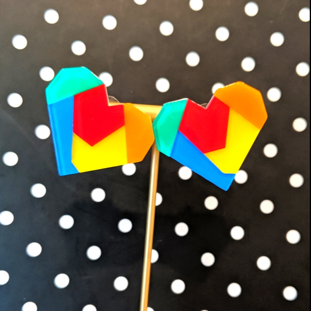 ❤️ Acrylic Colorblock Heart Earrings 💙